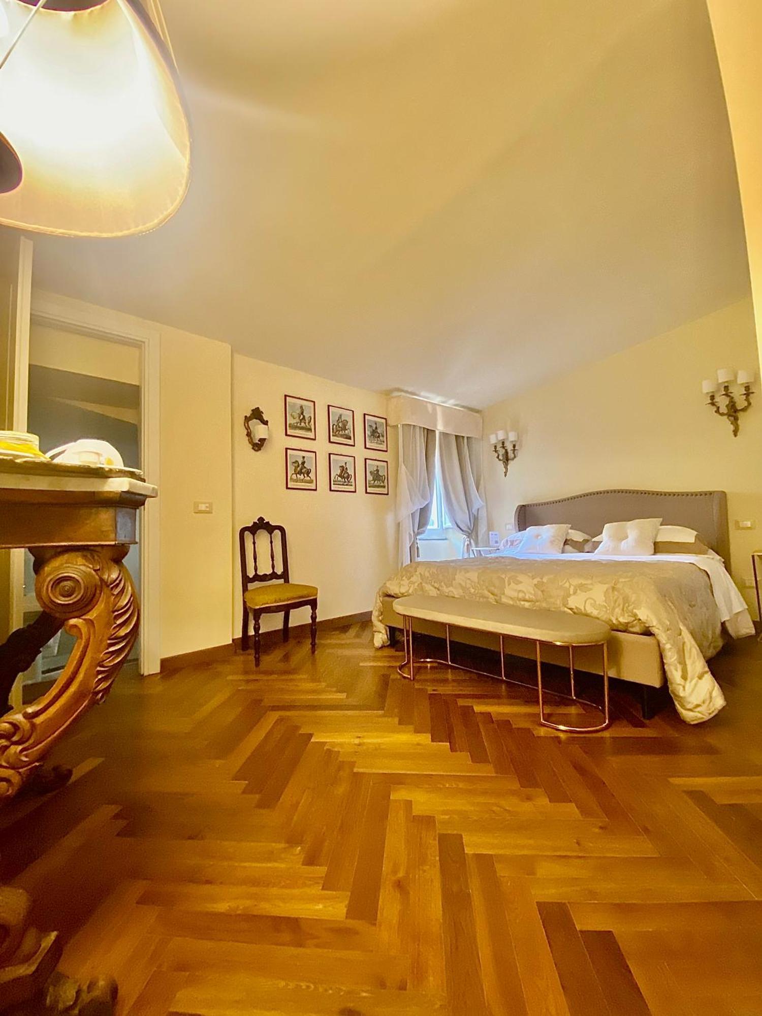 Hotel Palazzo Lari Sarzana Zewnętrze zdjęcie