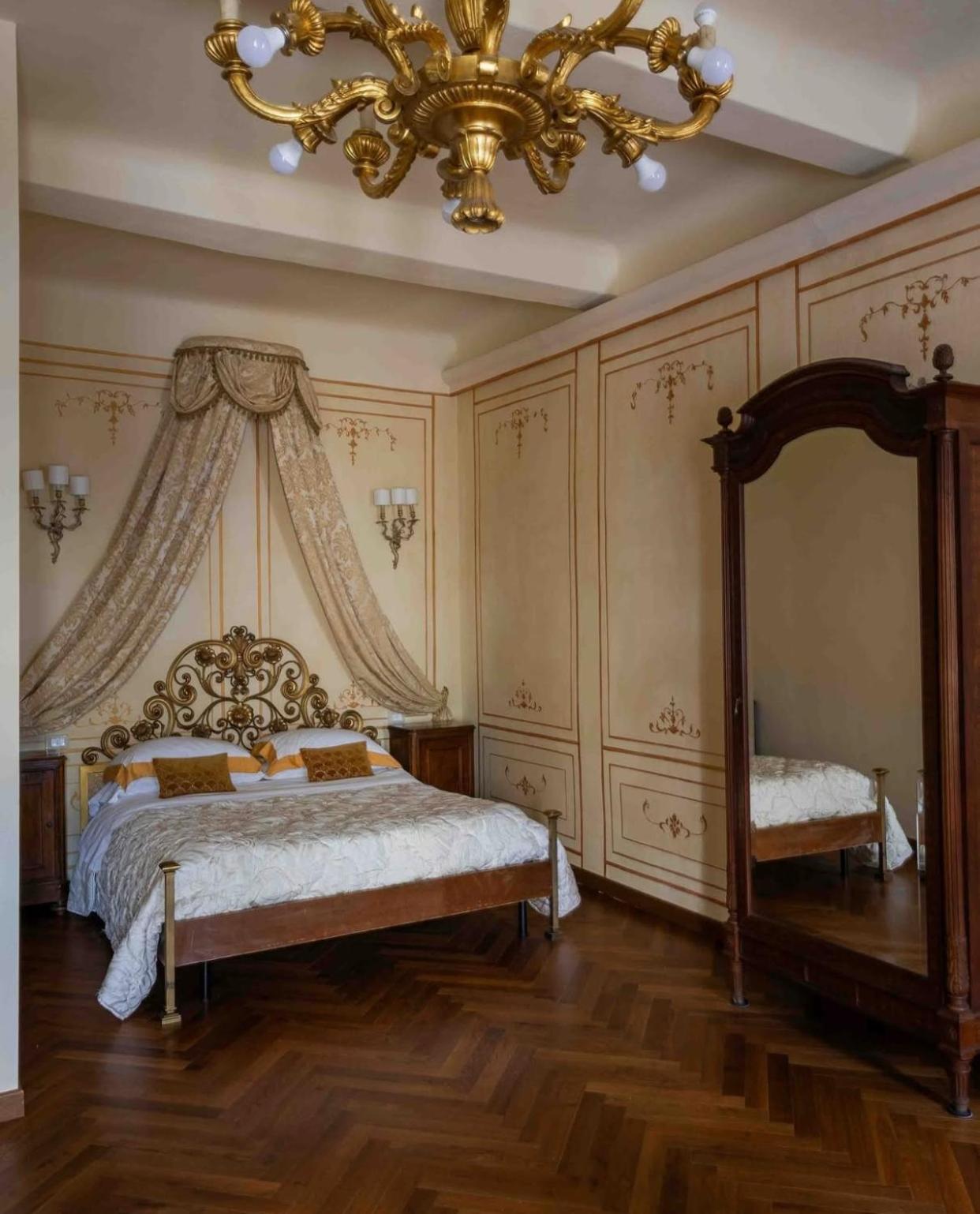 Hotel Palazzo Lari Sarzana Zewnętrze zdjęcie