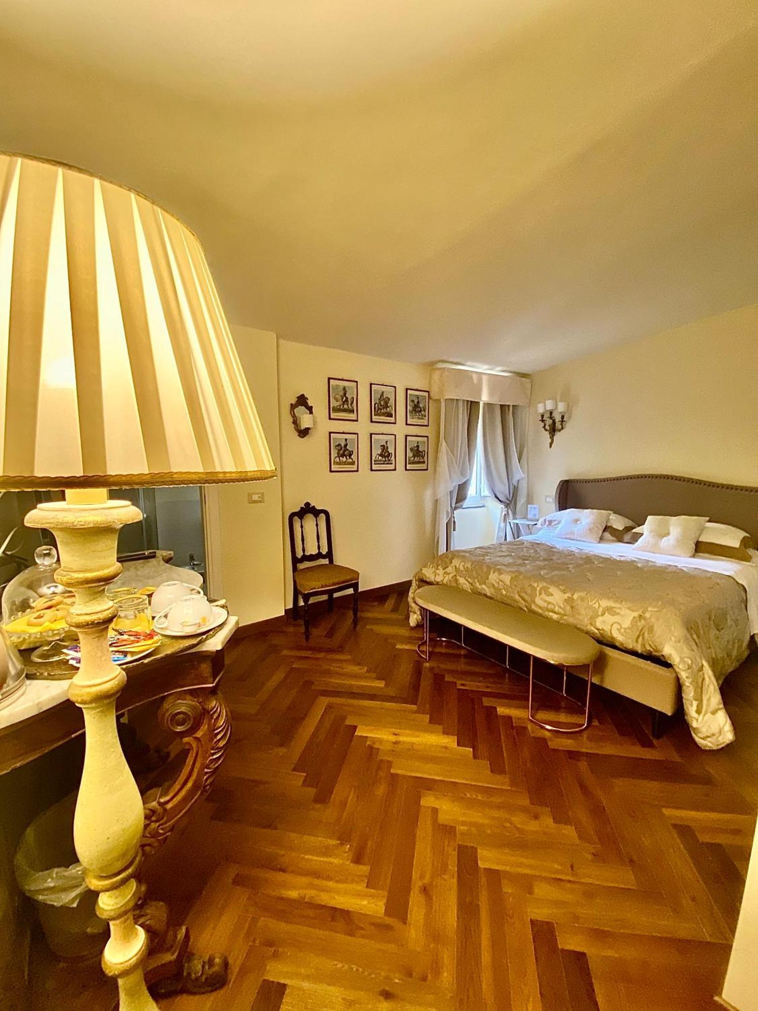 Hotel Palazzo Lari Sarzana Zewnętrze zdjęcie