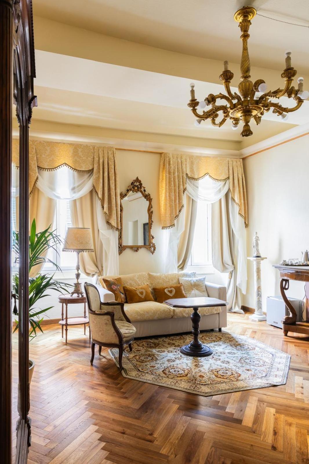 Hotel Palazzo Lari Sarzana Zewnętrze zdjęcie