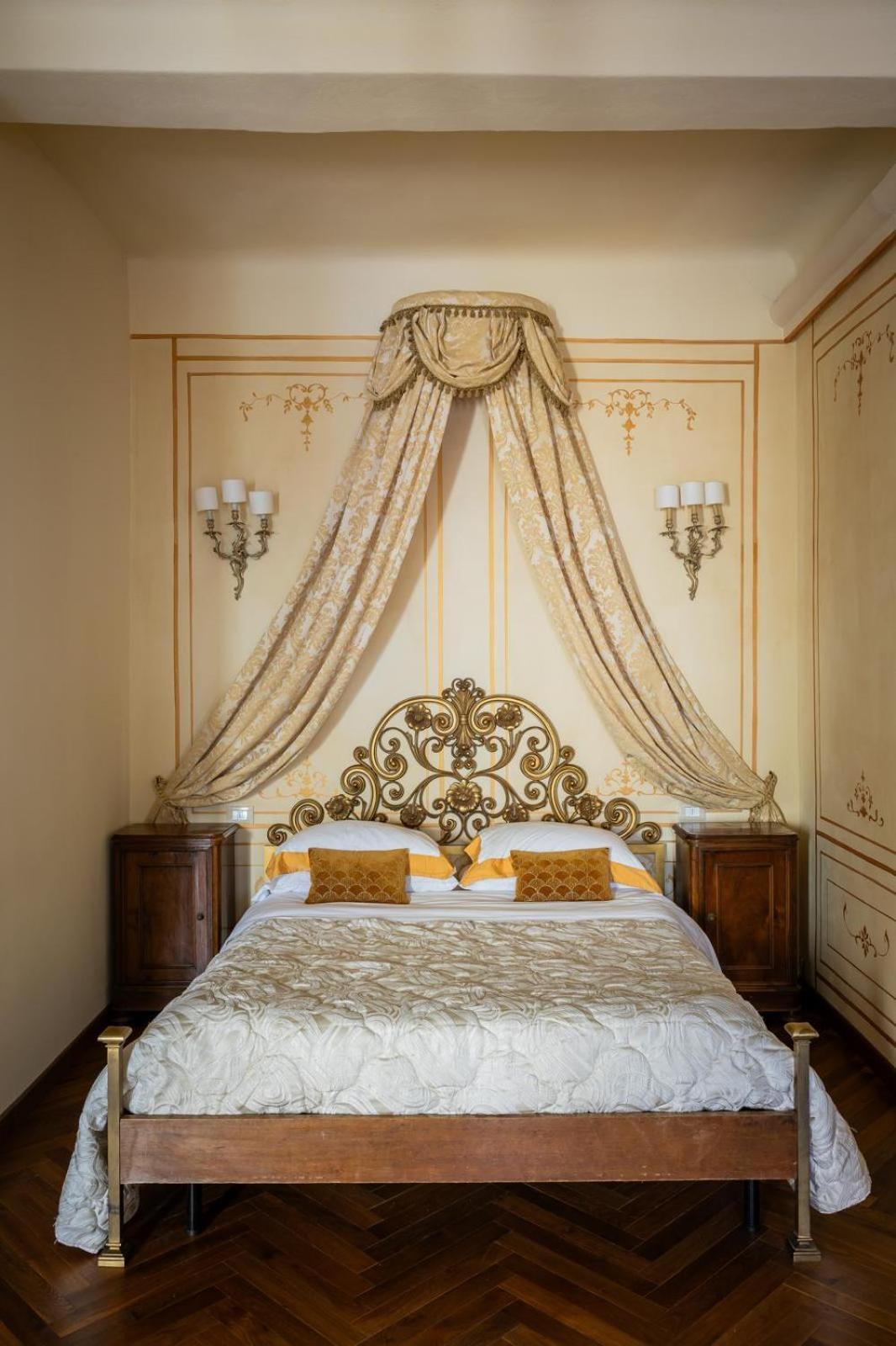 Hotel Palazzo Lari Sarzana Zewnętrze zdjęcie