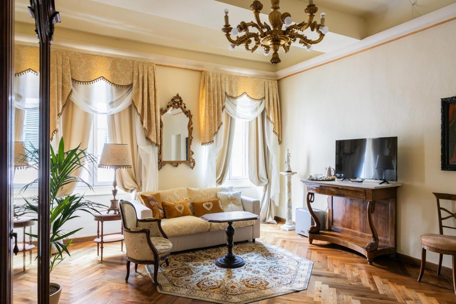 Hotel Palazzo Lari Sarzana Zewnętrze zdjęcie